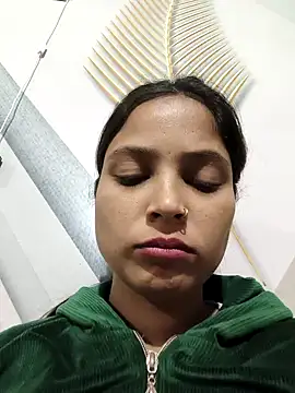 Snapshot of Anshika1431 chatting on 12.05.25 Anshika1431 online show from 12.05.25