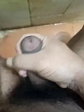 Snapshot of muster121 chatting on 12.16.25 muster121 online show from 12.16.25