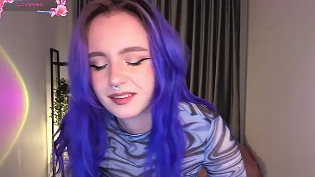 AleksaDivine online show from 10.17.25