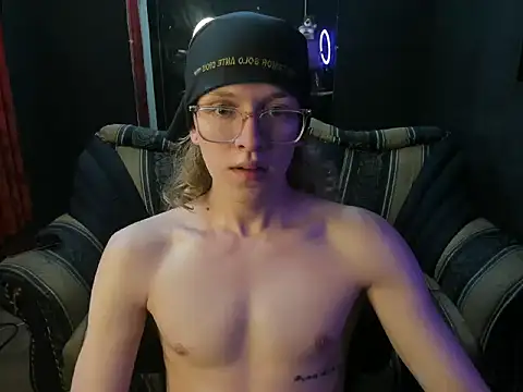 Snapshot of Bookjinn chatting on 10.25.25 Bookjinn online show from 10.25.25