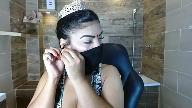 Iniya Parul online show from 04.27.26