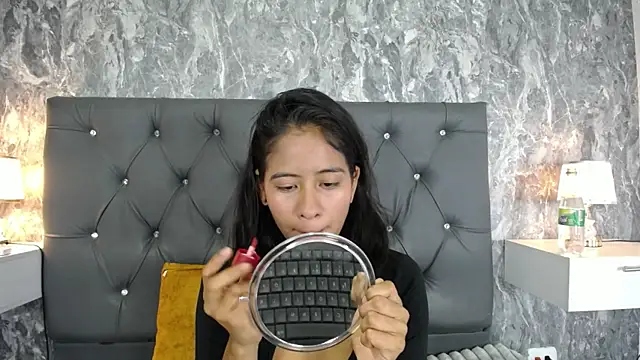 Snapshot of EuphoriaSavage chatting on 11.14.25 EuphoriaSavage online show from 11.14.25