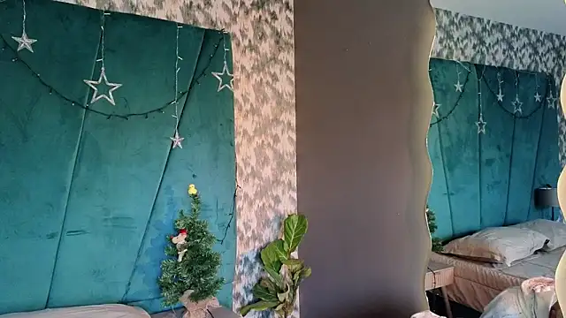 Aaron Eze online show from 12.05.25