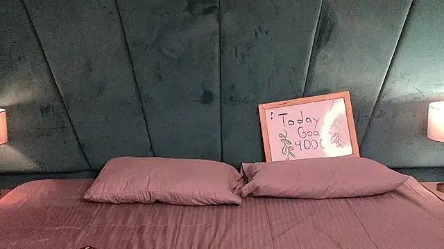 Aaron Eze online show from 03.07.26