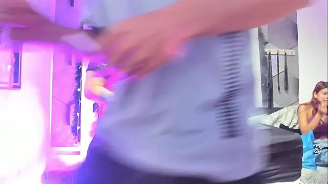 NicollAndJulian online show from 12.02.25