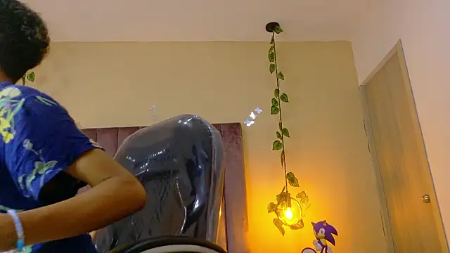 Xavier Fox    online show from 03.15.26