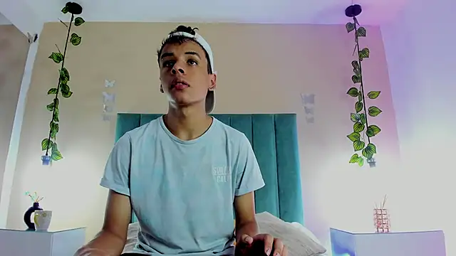 Xavier Fox    online show from 03.16.26