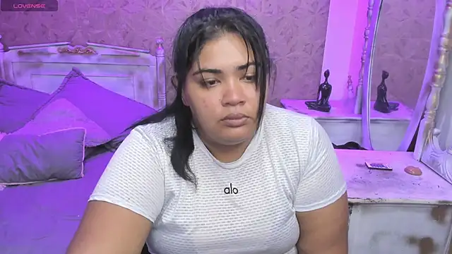 Sara clk online show from 04.20.26