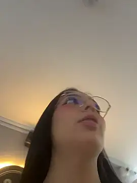 michelle cutee  online show from 06.25.26