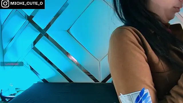 michelle cutee  online show from 07.26.26