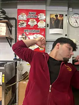 Snapshot of emir343475 chatting on 03.28.26 emir343475 online show from 03.28.26