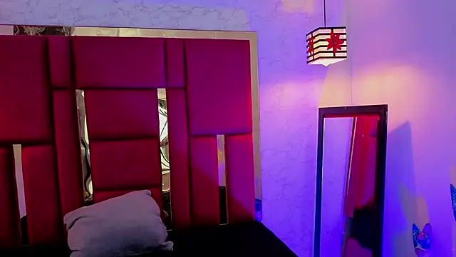 moon winy online show from 03.01.26