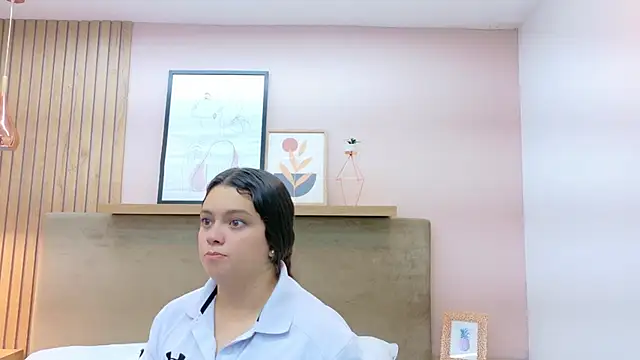 Tessa Stone online show from 03.06.26