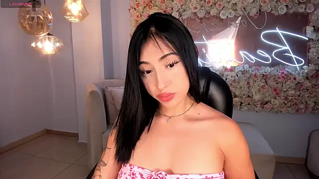 Snapshot of CelesteMoonX chatting on 05.13.26 CelesteMoonX online show from 05.13.26