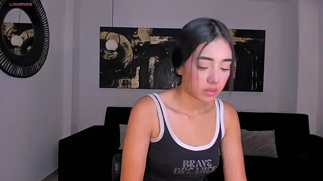 ScarlettBlaze  online show from 12.04.25