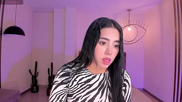 Snapshot of ScarlettBlaze_ chatting on 06.26.26 ScarlettBlaze online show from 06.26.26