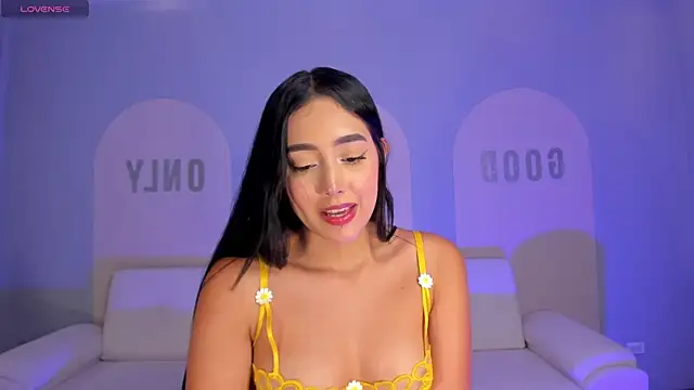 Snapshot of ScarlettBlaze_ chatting on 07.28.26 ScarlettBlaze online show from 07.28.26
