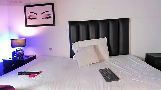 MelanieKimm online show from 12.05.25