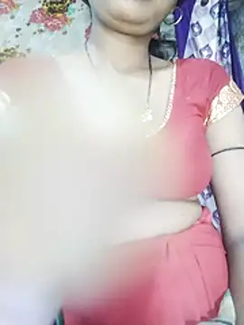 Snapshot of Hot_Lilly02 chatting on 11.07.25 Hot Lilly02 online show from 11.07.25