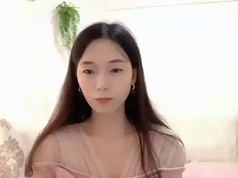 Snapshot of Keke-Baby170 chatting on 10.27.25 Keke-Baby170 online show from 10.27.25