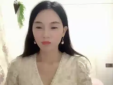 Snapshot of Keke-Baby170 chatting on 11.02.25 Keke-Baby170 online show from 11.02.25