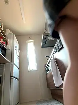 Snapshot of Sakura_00_ chatting on 11.18.25 Sakura 00 online show from 11.18.25