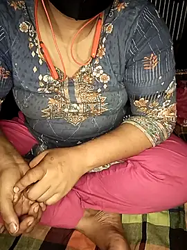 Priyanka-Khan online show from 06.13.26