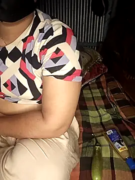 Priyanka-Khan online show from 06.15.26