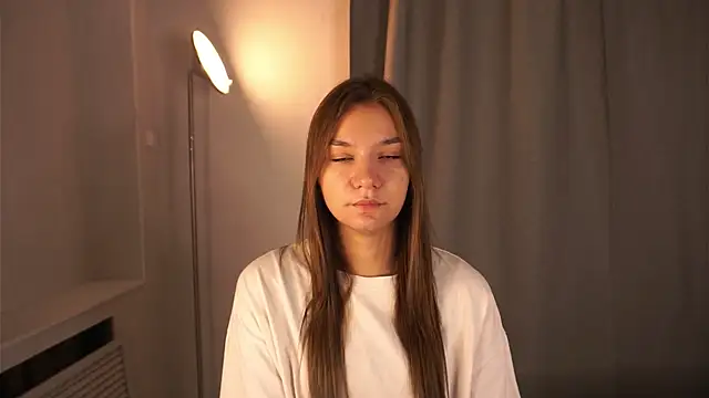 BrynnHolverson online show from 10.18.25