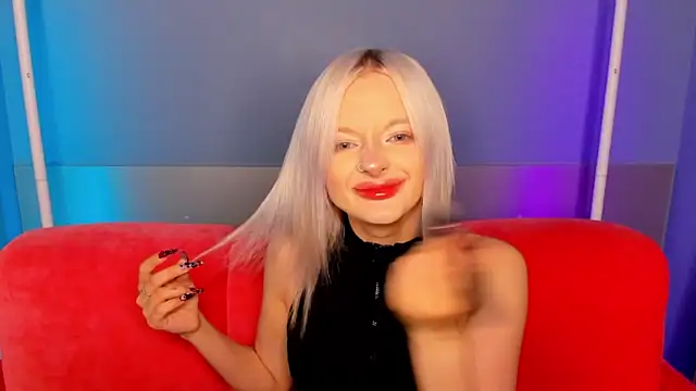 Snapshot of AlessaKiss chatting on 06.19.26 AlessaKiss online show from 06.19.26