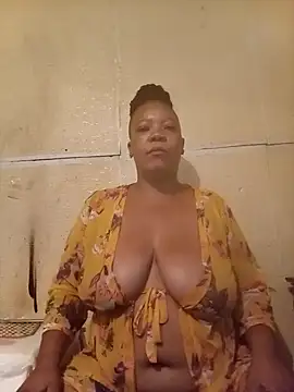boobsqueenxo online show from 03.19.26