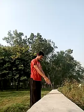 Snapshot of maxmishra18 chatting on 10.23.25 maxmishra18 online show from 10.23.25