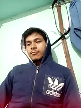 Snapshot of maxmishra18 chatting on 11.15.25 maxmishra18 online show from 11.15.25