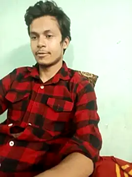 Snapshot of maxmishra18 chatting on 11.20.25 maxmishra18 online show from 11.20.25