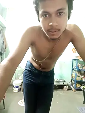 Snapshot of maxmishra18 chatting on 12.03.25 maxmishra18 online show from 12.03.25