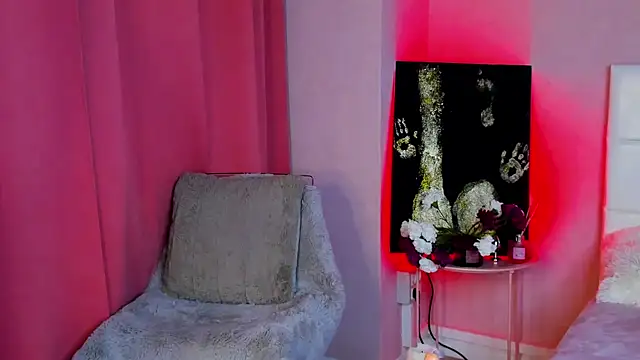 IzieCarter online show from 11.06.25