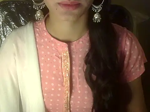 Snapshot of Shezi_N chatting on 12.03.25 Shezi N online show from 12.03.25