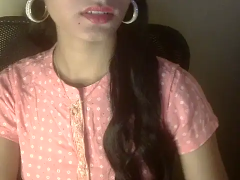 Snapshot of Shezi_N chatting on 01.06.26 Shezi N online show from 01.06.26