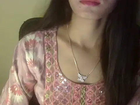 Snapshot of Shezi_N chatting on 01.11.26 Shezi N online show from 01.11.26