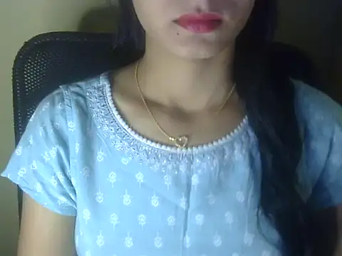 Snapshot of Shezi_N chatting on 02.11.26 Shezi N online show from 02.11.26