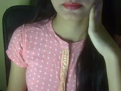 Snapshot of Shezi_N chatting on 02.13.26 Shezi N online show from 02.13.26