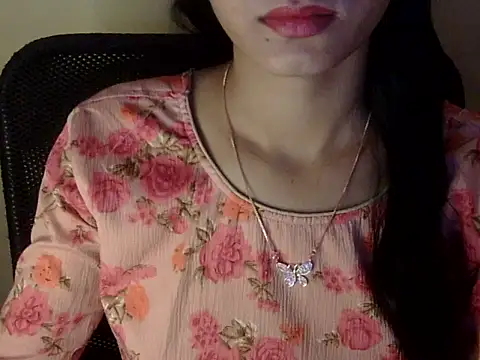 Snapshot of Shezi_N chatting on 02.26.26 Shezi N online show from 02.26.26