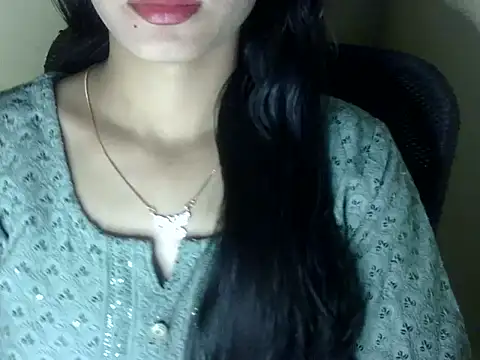 Snapshot of Shezi_N chatting on 03.02.26 Shezi N online show from 03.02.26