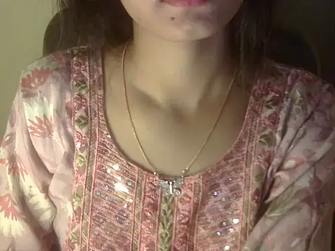 Shezi N online show from 04.24.26