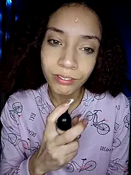 Luna-Vixen1 online show from 11.19.25