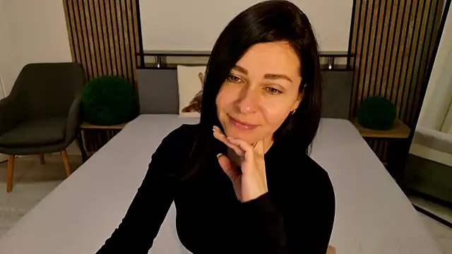 DitaNoir online show from 04.29.26
