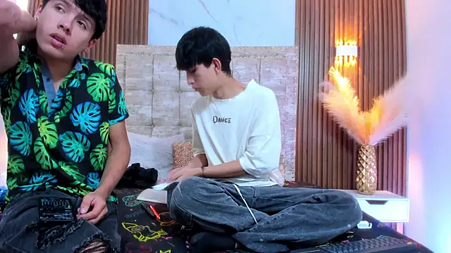 hoot booys  online show from 11.19.25