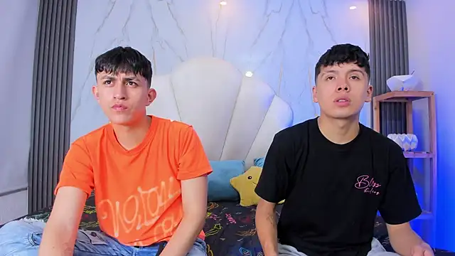 hoot booys  online show from 04.27.26