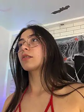 Snapshot of Madison_Grey_ chatting on 10.31.25 Madison Grey online show from 10.31.25