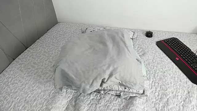 Madison Grey  online show from 07.28.26
